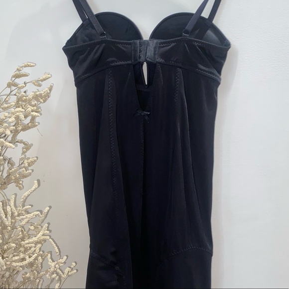 SOLD✔️ H&M Satin slip Dress - Picture 8 of 8